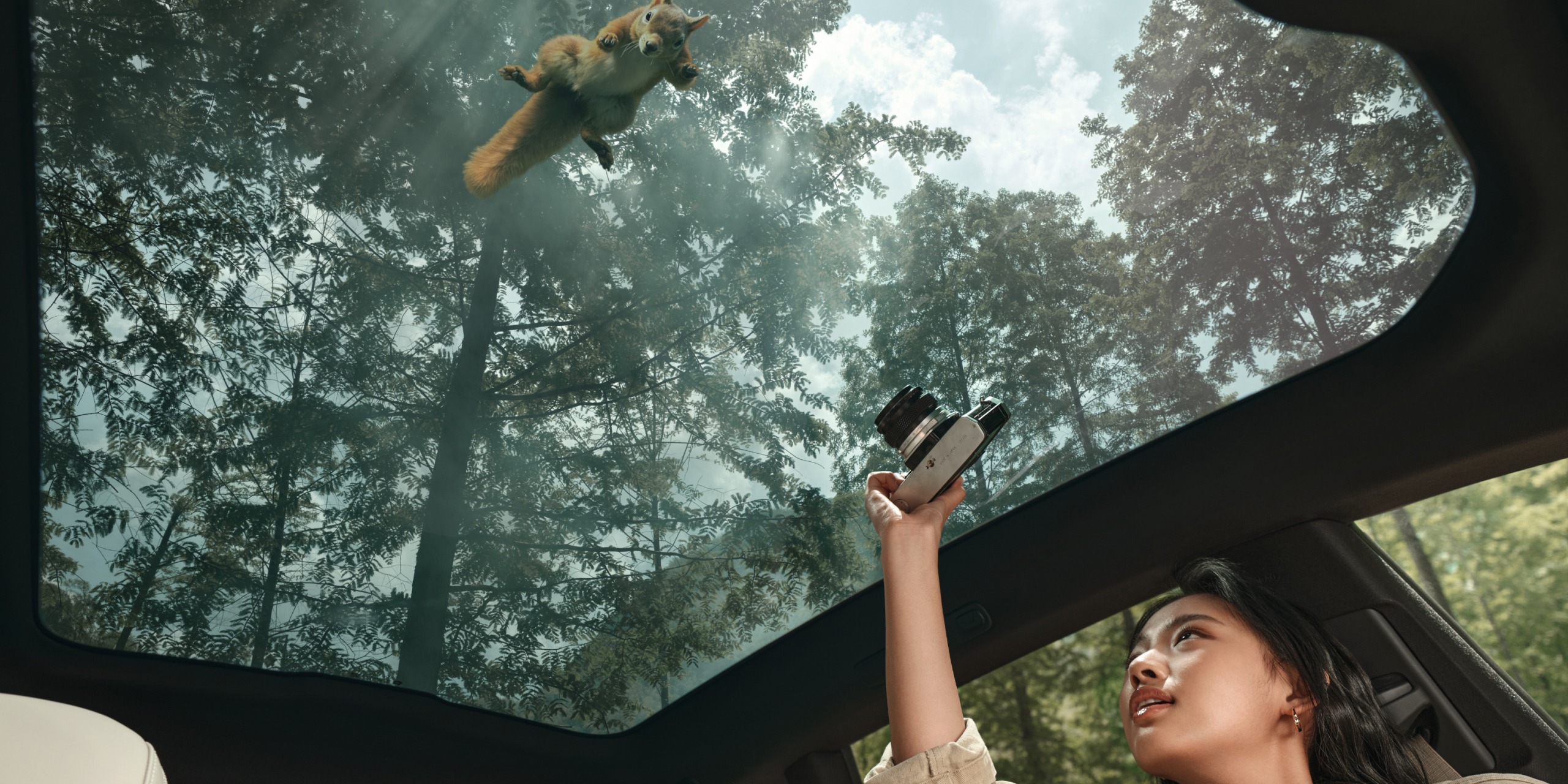 Expansive Panoramic Glass Roof_NIO Official Website